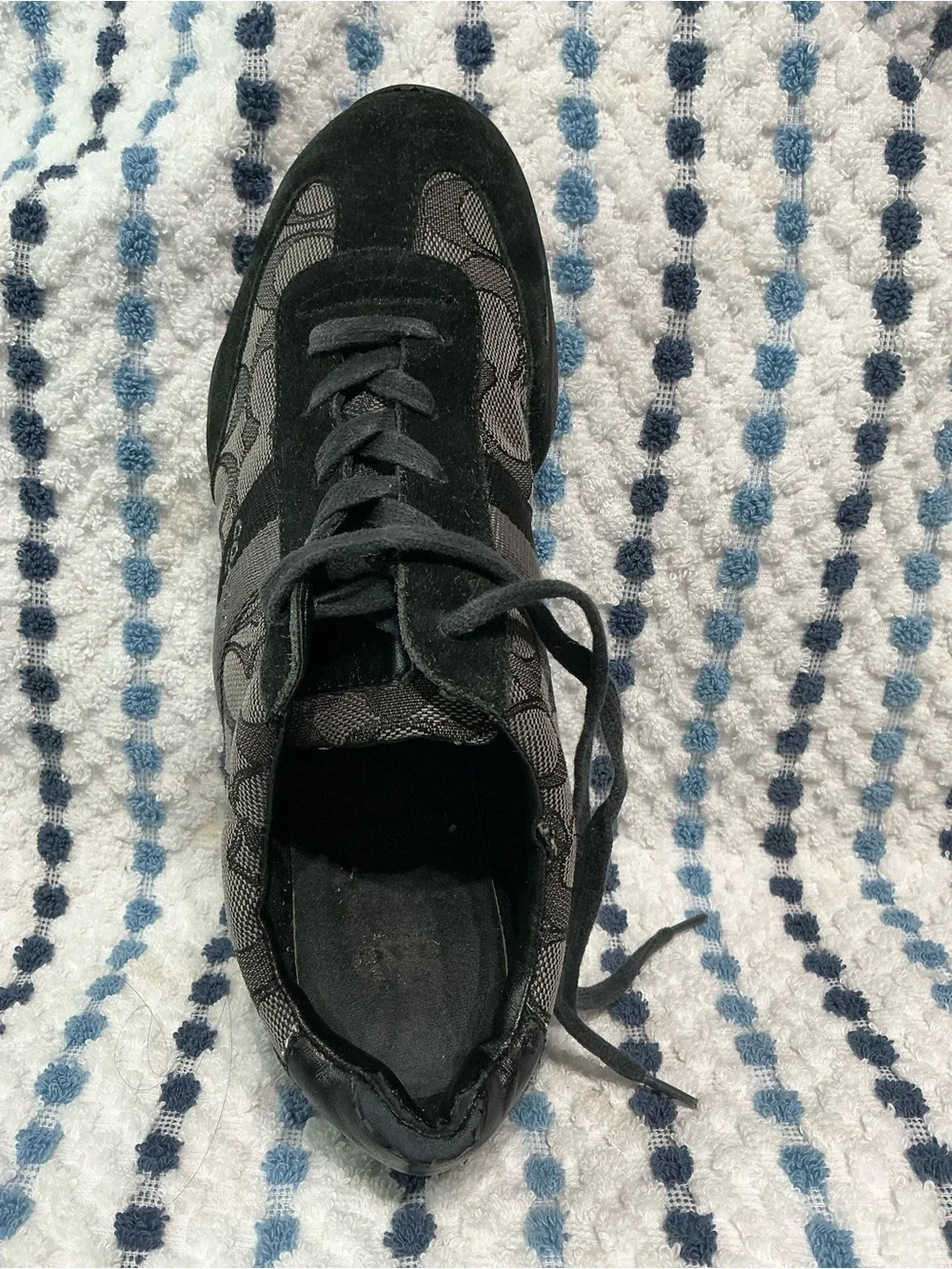 Coach low profile